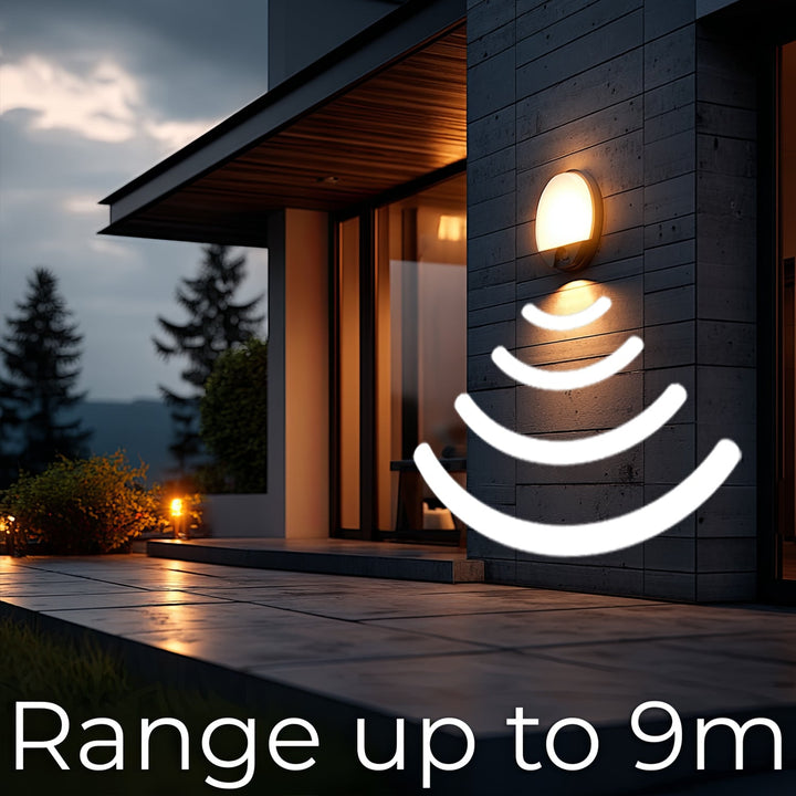 LED-lampe med infrarød bevægelsessensor MCE291 GR 1100 lm 15 W IP54 Maclean Energy, farve: grå