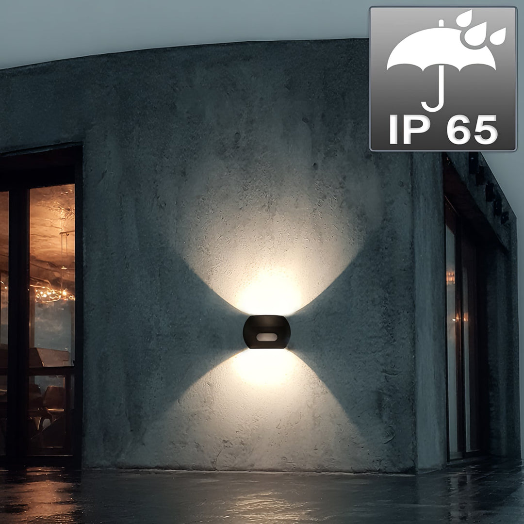 Væglampe med LED og PIR-sensor Maclean Energy MCE366 - PC+ALU, 20W (1600lm) Neutral White 4000K IP65 grå
