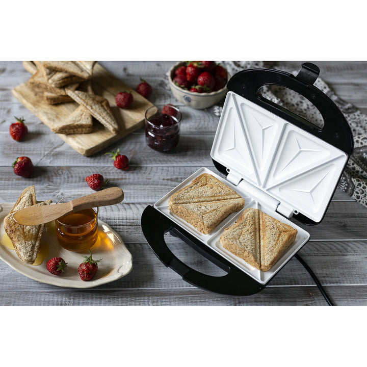 Camry sandwichmaker, keramisk non-stick belægning, effekt maks. 850 W, CR 3018