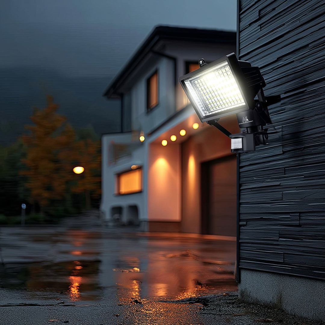 Solar LED-projektør med bevægelsessensor Maclean Energy IP44, 6W, 360lm, 6000K kold hvid, Li-ion-batteri 2400 mAh, 5,5V DC MCE442