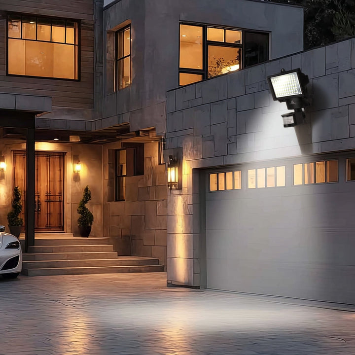 Solar LED-projektør med bevægelsessensor Maclean Energy IP44, 6W, 360lm, 6000K kold hvid, Li-ion-batteri 2400 mAh, 5,5V DC MCE442