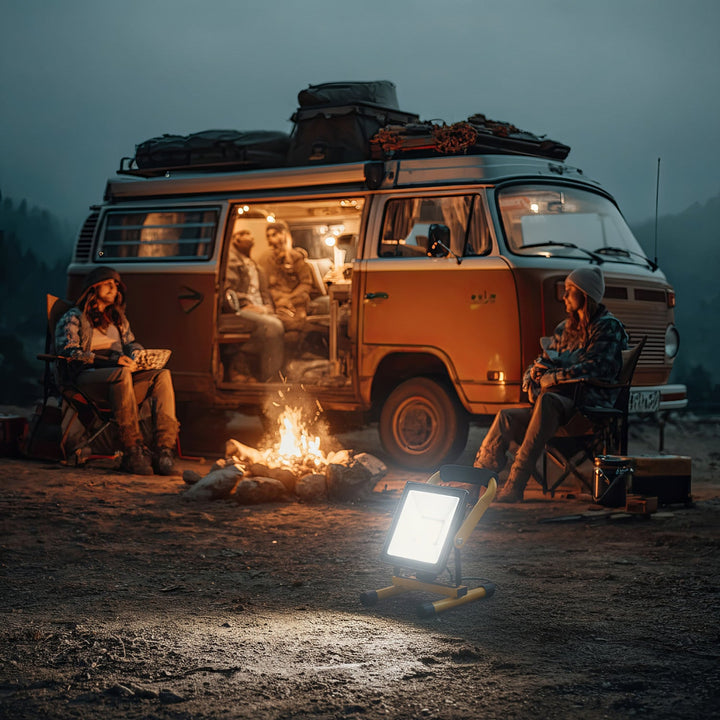 Gulvstativ til LED-projektorer med justerbar vinkel Maclean MCE632