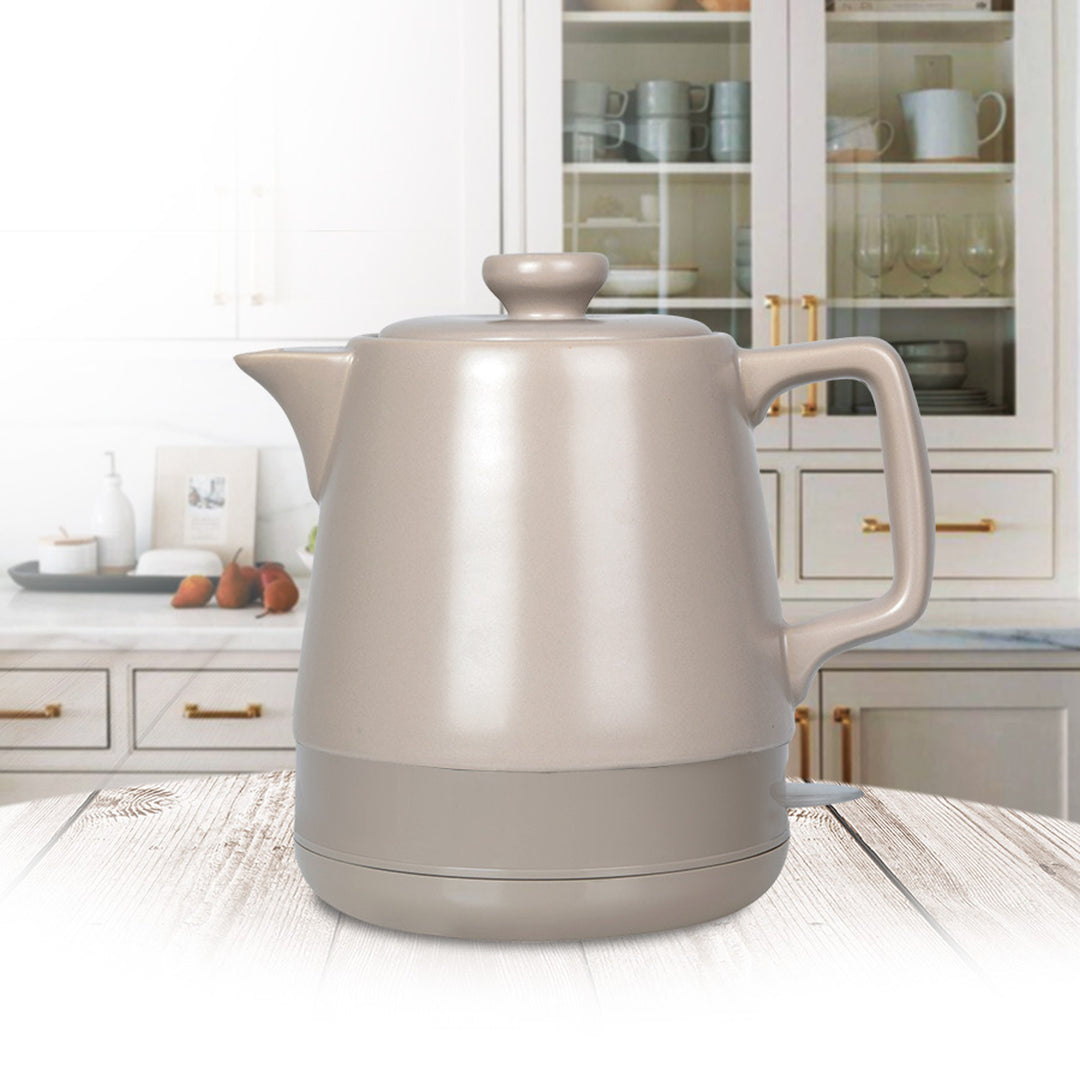 Maestro MR-071 1 l keramisk elkedel, beige, 1200 W, britisk stik