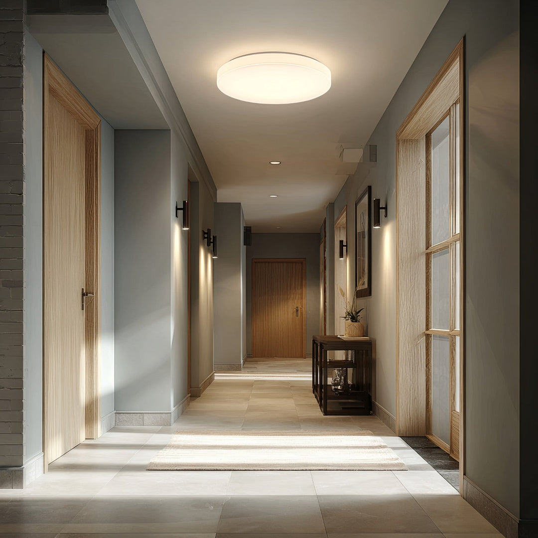 LED-loftslampe med Maclean-sensor, 5,8 GHz mikrobølgesensor, 4000 K, 12 W, 950 lm, IP44, MCE347