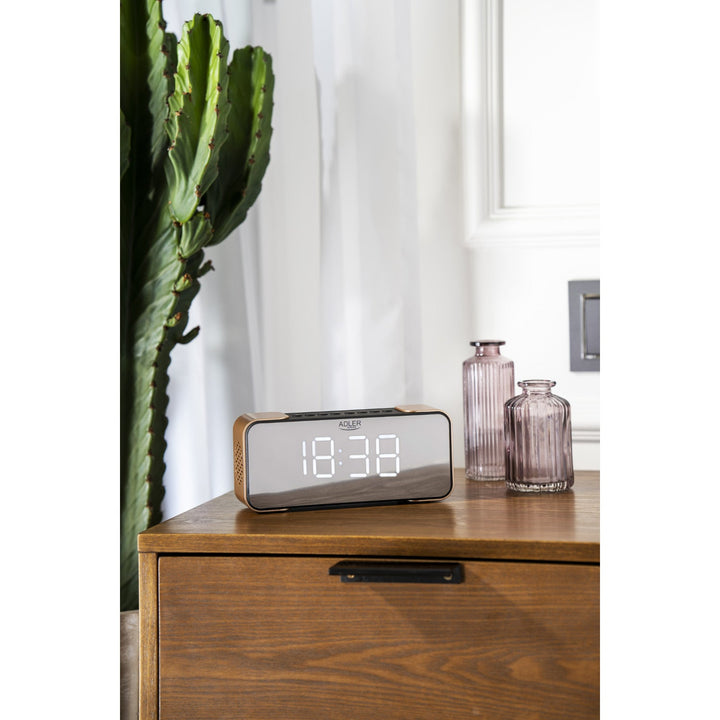 Adler AD 1190 Copper trådløs radioalarm med LED-display og Bluetooth-funktion