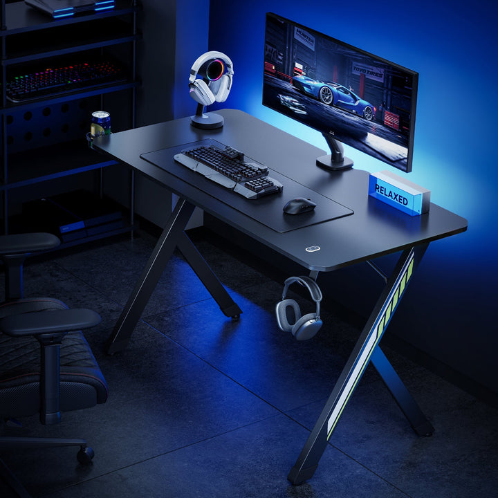 NanoRS gaming-skrivebord, sort, med holder til hovedtelefoner og kop, maks. 75 kg, mål 1200 x 600 x 750 mm, RS101