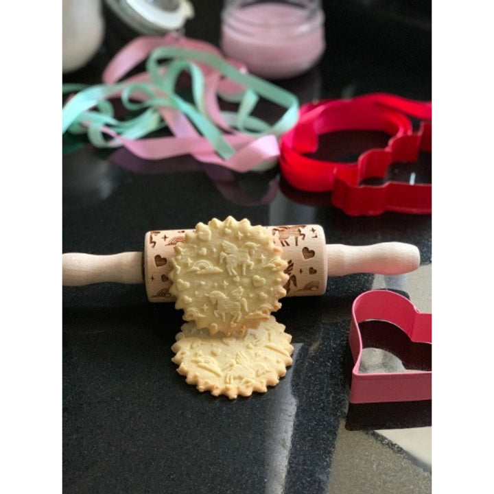 Graveret kagerulle Goody Woody, 23,5 cm, bøgetræ, enhjørningemotiv
