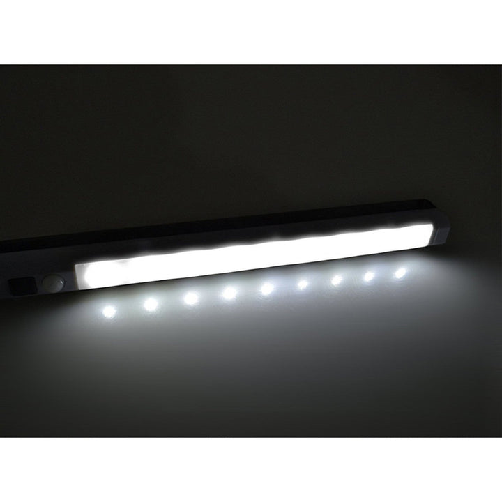 Maclean LED-køkkenlampe, underskabslampe 9 SMD, batteridrevet, PIR-sensor til tænd/sluk, MCE166 + 3x Varta Industrial LR6/AA R-06-batteri