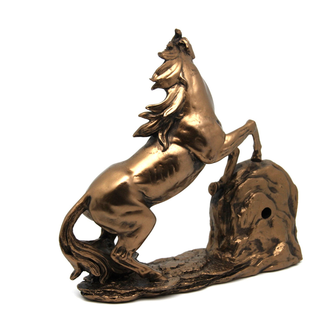 Figur af en klatrende hest, ur, bronzefigur, romertal, dronning Isabel