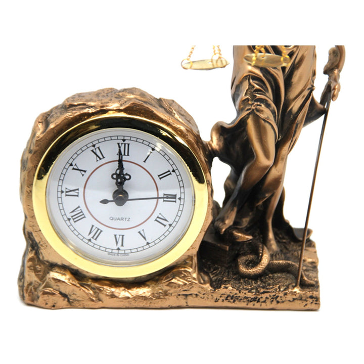 Figur af Themis, gudinde for retfærdighed, ur, dronning Isabel