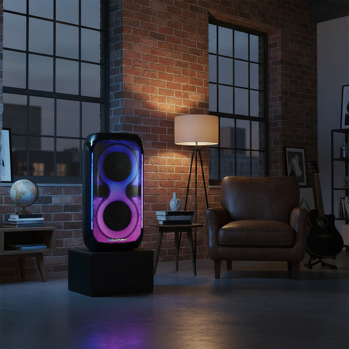 Blaupunkt Party Box-højttaler, LED-belysning, Bluetooth, USB og AUX, FM-radio, karaoke-funktion, fjernbetjening, batteritid op til 18 timer, PB60X
