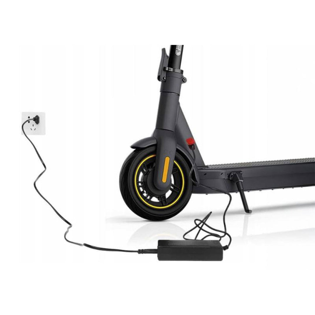 Universal netoplader til scootere og elektriske køretøjer Lextool, 54,6 V 2 A, 6 DC-stik, LXG95