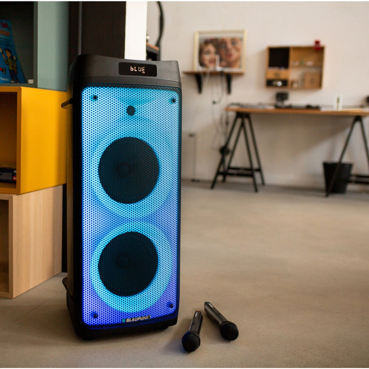 Blaupunkt Party Box-højttaler, LED-belysning, Bluetooth, USB og AUX, FM-radio, karaoke-funktion, fjernbetjening, PB08DB