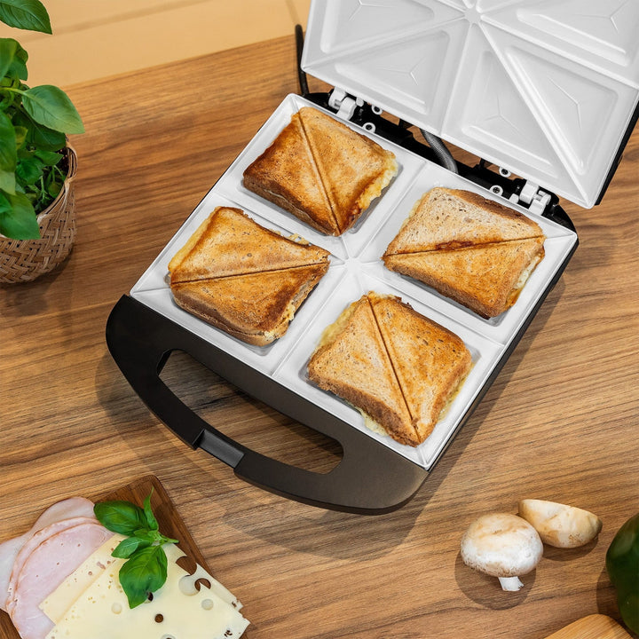 Teesa sandwichmaker, keramiske indsatser, til 4 sandwich, maksimal effekt 1500 W, TSA3229B