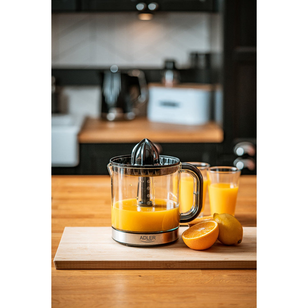 Adler citruspresser, kapacitet 1,2 l, maksimal effekt 60 W, sort, AD 4012