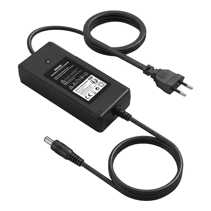 Universel oplader / strømforsyning fra Maclean Energy til løbehjul, 42 V DC, 2 A, maks. 85 W, hurtigopladning, 6 stik, MCE667