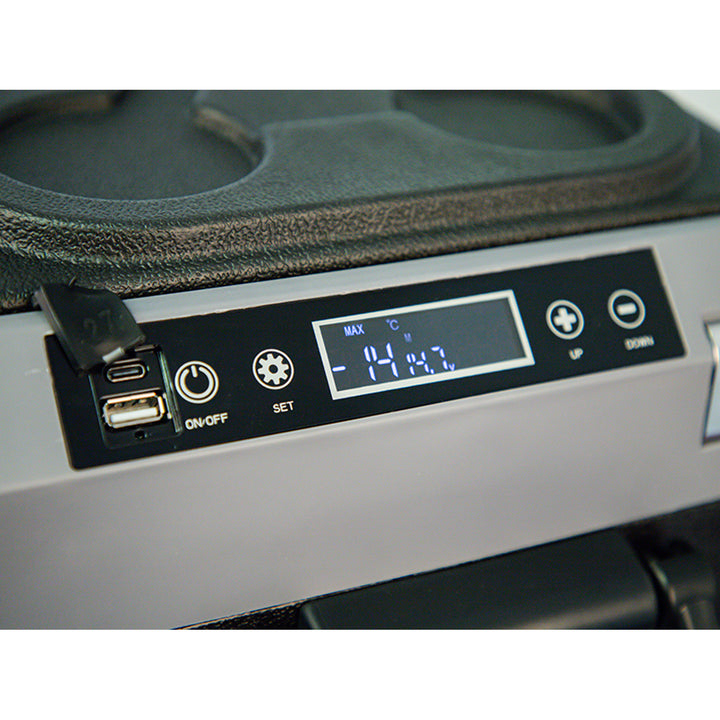 Blow kompressorkøleskab til biler, kapacitet 35 l, berøringsfølsomt betjeningspanel, 12 V, 24 V og 230 V, USB-C-stik, 44-208#
