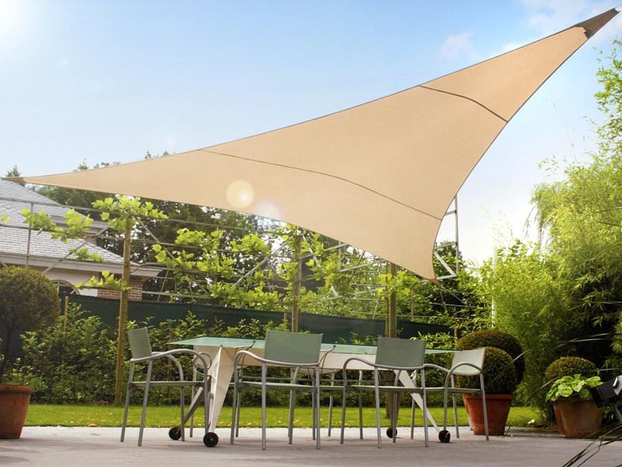 Haveparasol med UV-beskyttelse, polyester, 3,6 m, trekantet, GreenBlue GB500, cremefarvet, vandafvisende overflade