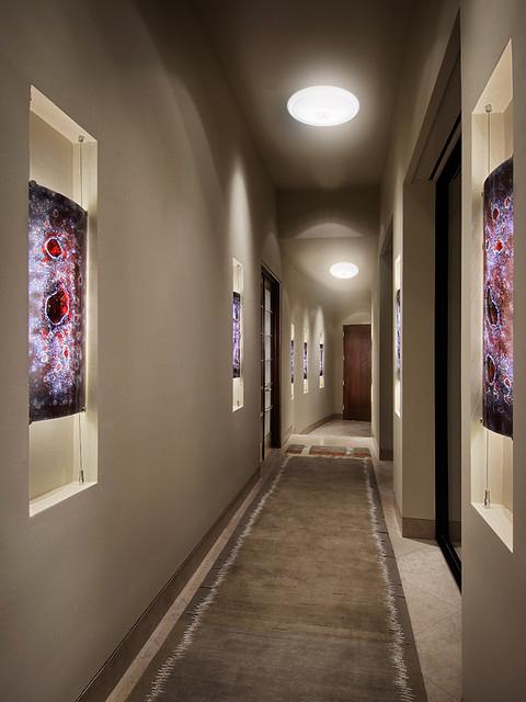 12W LED-loftslampe med PIR-sensor og nødstrømsforsyning Maclean Energy MCE131 ACU rækkevidde 6 m
