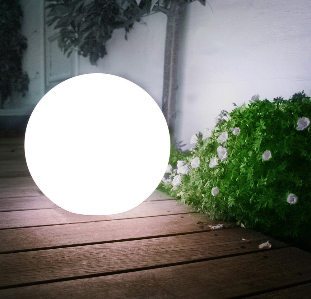 GreenBlue solcellelampe, fritstående, have, kugleformet 25x25x58 cm, hvid LED, GB166