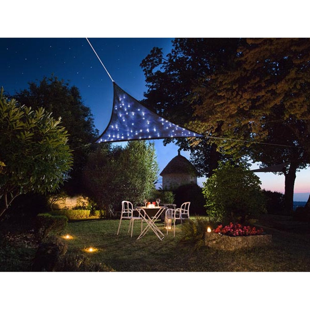 Solsejl med indbygget LED-belysning "stjernehimmel" - trekant - 3,6 x 3,6 x 3,6 m