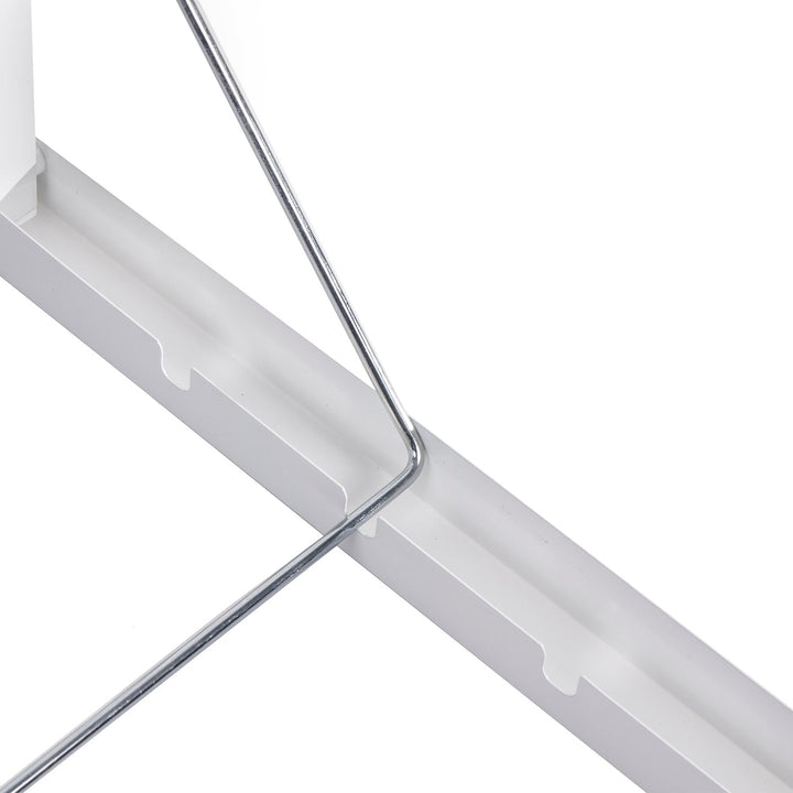 Foldbar badeværelseshåndtørrer, der fastgøres til væggen. Majka 80 cm hvid