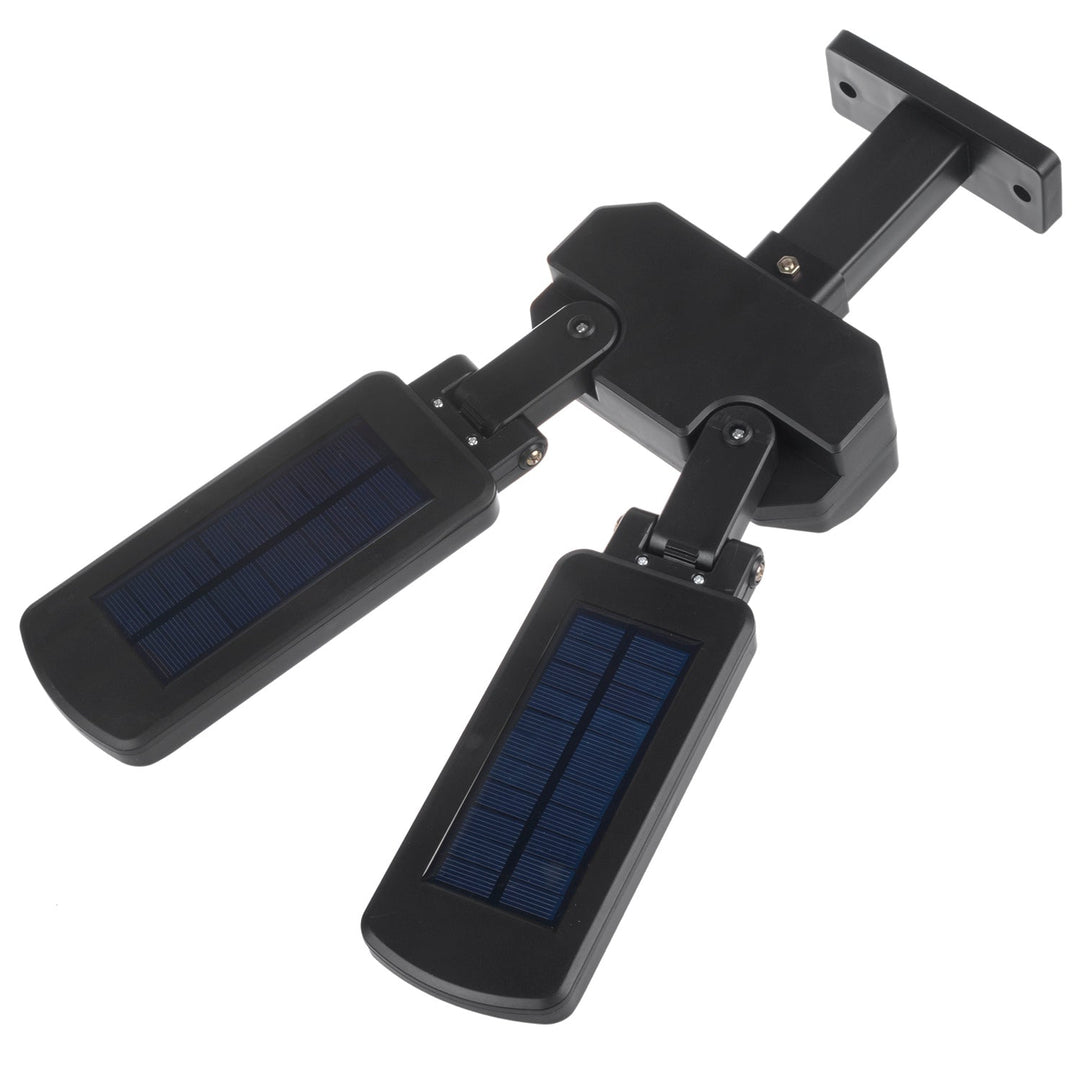 Solcellelampe med bevægelsessensor og fjernbetjening Maclean IP54, 5W, 2x450lm, 6500K, Li-ion 2400 mAh, 3 driftsindstillinger MCE447