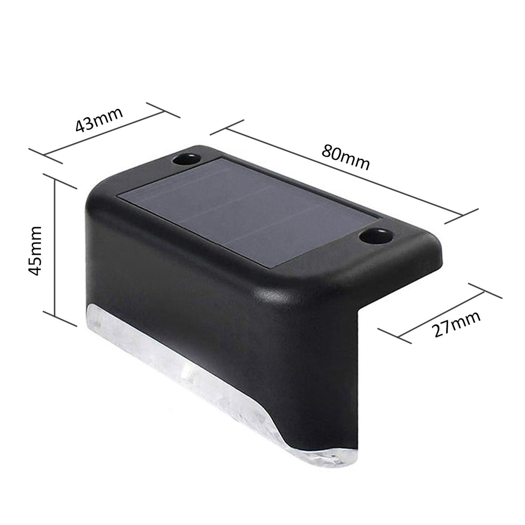 Maclean IP44 LED-trappelampe til terrassen, 4000K, Ni-MH 100 mAh, 80x45x45mm, skumringssensor MCE319