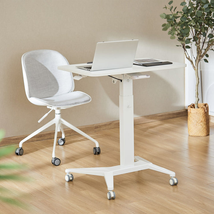 Mobil skrivebord til bærbar computer Maclean, hvid, pneumatisk højdejustering, 80x52 cm, 8 kg maks., 109 cm høj, MC-453W