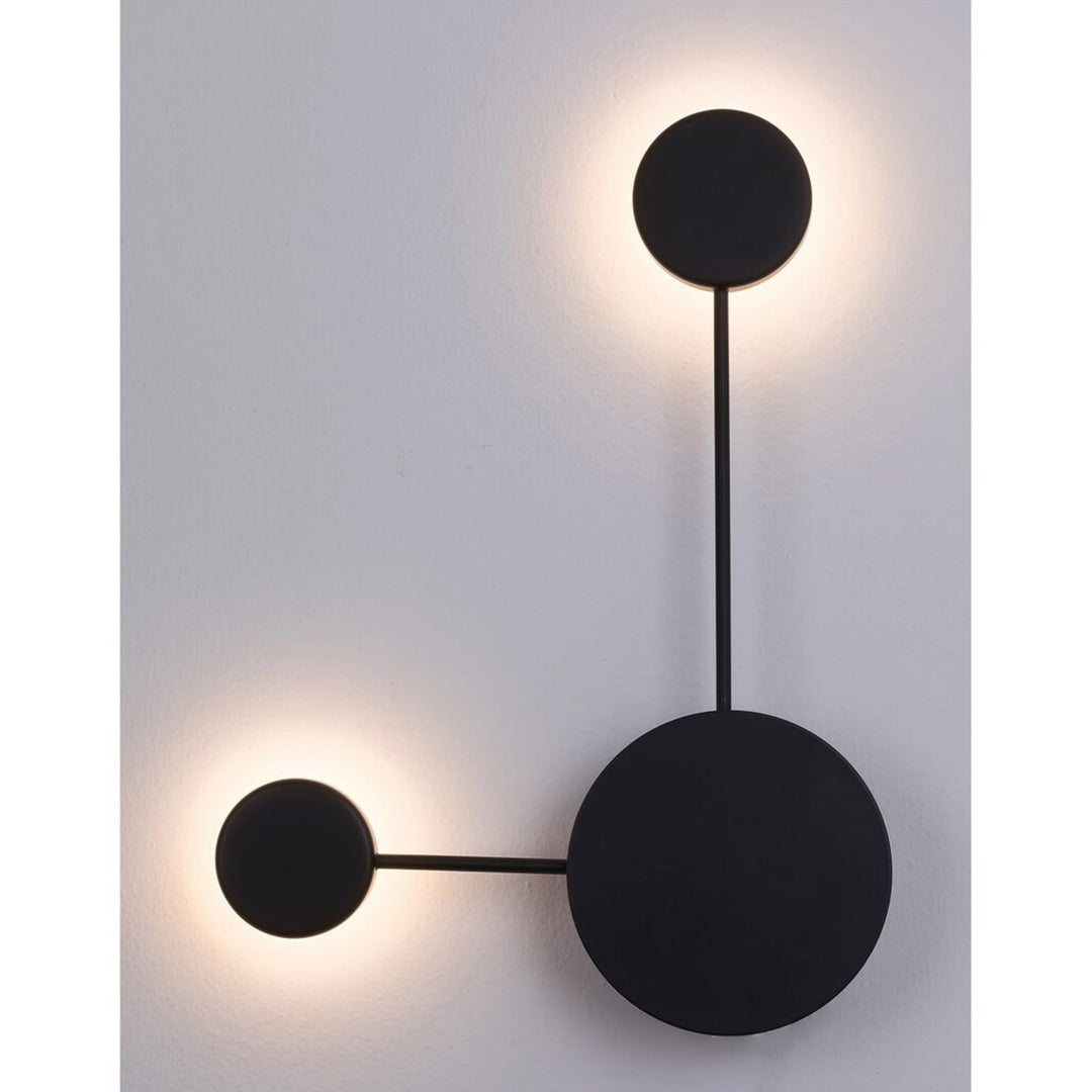 Amadeo LED 7W black 6258 væglampe med en farvetemperatur på 4000 K