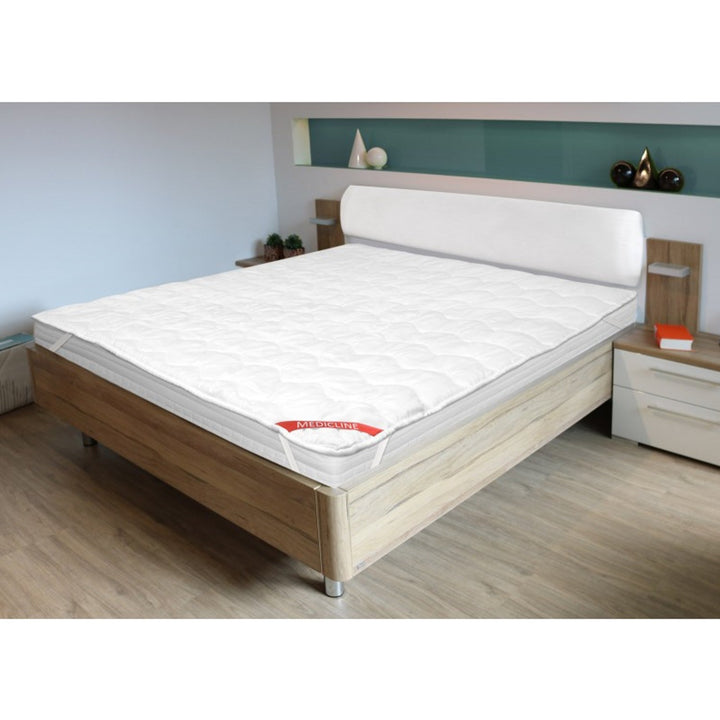 Overlay/beskyttelse til madras, tyk, quiltet med tråd Premium AIO FACTORY 160x200 cm, hvid