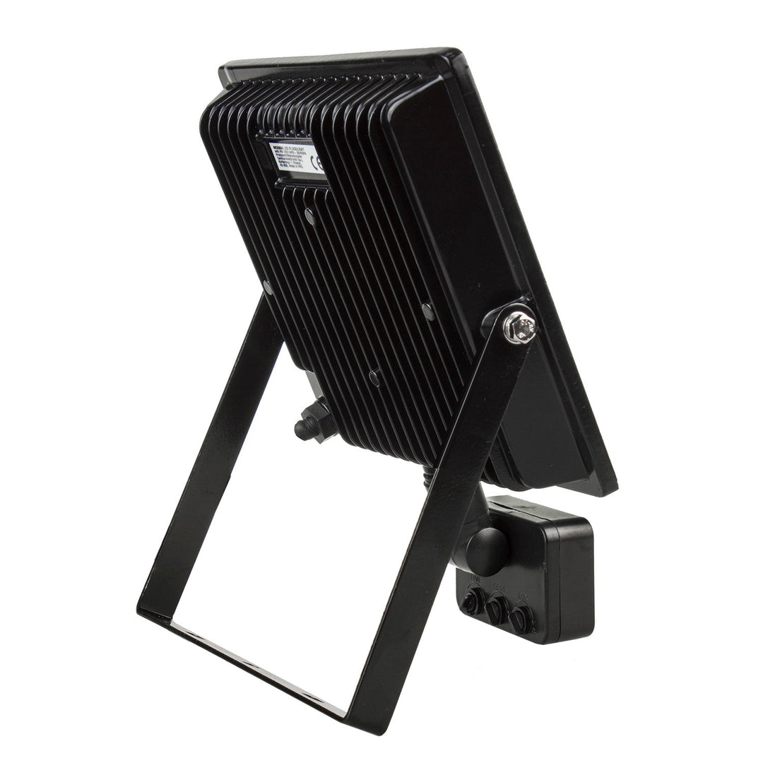 2x LED-projektor med bevægelsessensor Maclean, slim 50W, 4000lm, kold hvid farve (6000K), IP44, MCE650 CW PIR